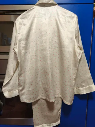 Pijama de raso estampado HECHO A MANO