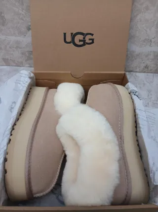 UGG Tazzelle bege