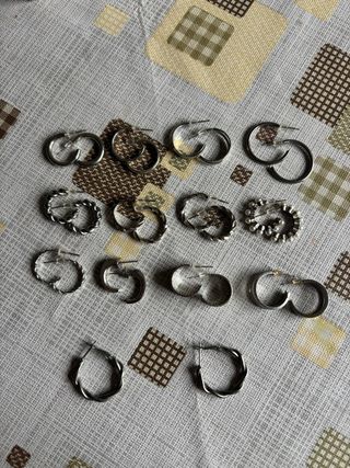 Lote de pendientes plateados variados