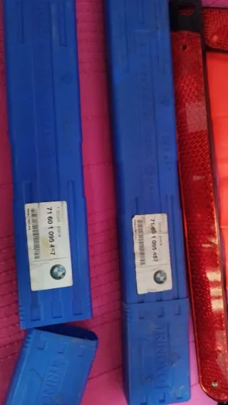 Pack 2 Triángulos de Seguridad Coche BMW