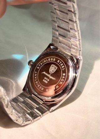 Reloj Poedagar Esfera Verde y Correa Plateada