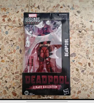 Figura Deadpool Serie Marvel Legends