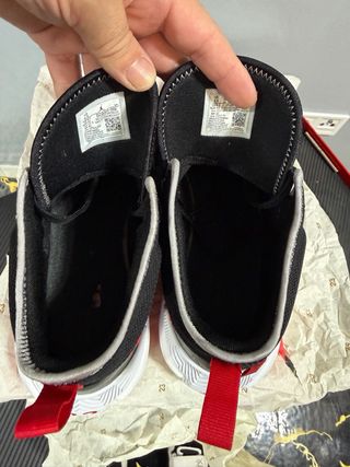 Jordan Zapatillas Negras y Rojas Talla X