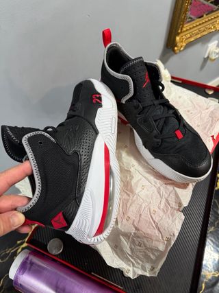 Jordan Zapatillas Negras y Rojas Talla X