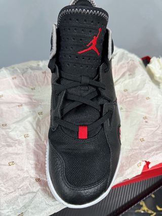 Jordan Zapatillas Negras y Rojas Talla X