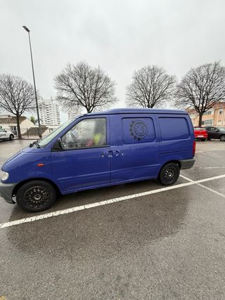 Nissan Vanette 2000