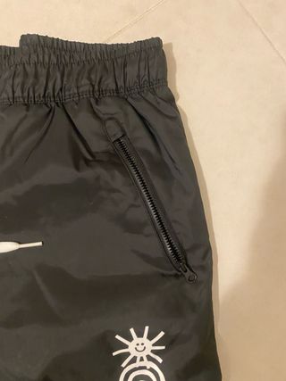 Pantaloni Nike neri antipioggia/antivento