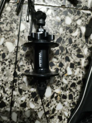 Piezas de bicicleta(desmontada)de la misma ynuevas