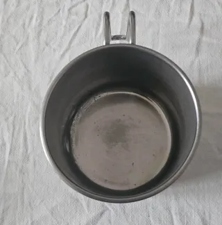 Tazza in acciaio inox con manico