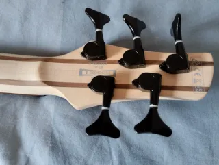 Bajo zurdo Ibanez SR 305 relic