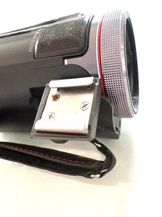 Videocámara Panasonic Full HD HDC-TM900