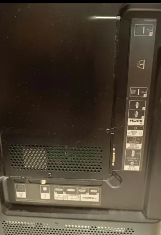 TV Sony Bravia KDL-46NX720 con barra de sonido