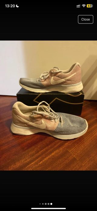 Zapatillas Nike Azules y Rosas