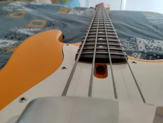 Bajo Marcus Miller V3