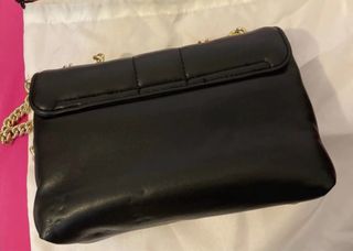 Borsa Gaelle Paris nera con dettagli oro