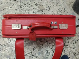 Maleta de piel Tauro roja