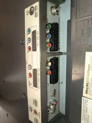 Televisor Philips 32" LCD- Modelo 32PF7531D/12