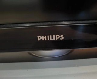 Televisor Philips 32" LCD- Modelo 32PF7531D/12