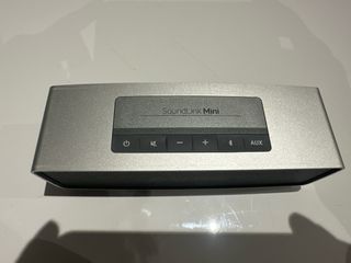 Bose SoundLink Mini + Base