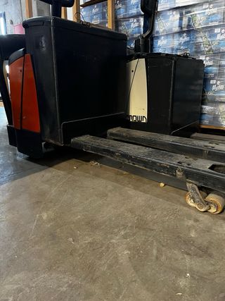 Transpaleta Eléctrica con Baterías