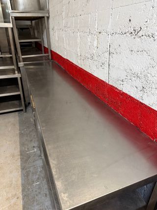 Mesa de trabajo industrial inox