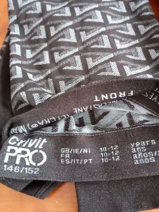 ROPA TÉRMICA CRIVIT TALLA 10-12 AÑOS