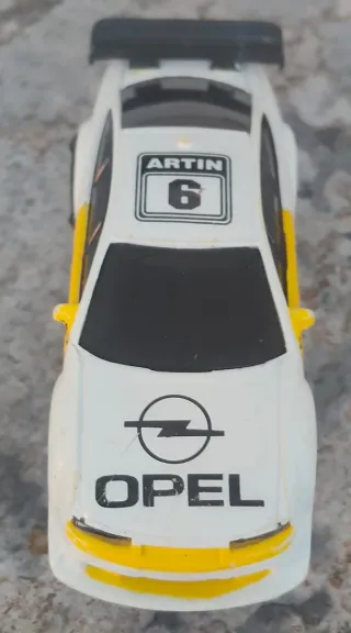 Opel calibra racing team scalextric