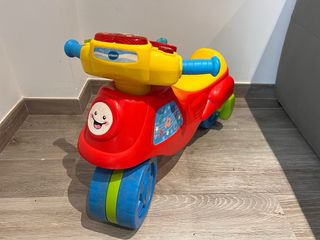 Moto correpasillos Vtech para bebés