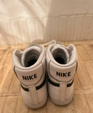 Nike Blazer Mid 77 Talla 38.5