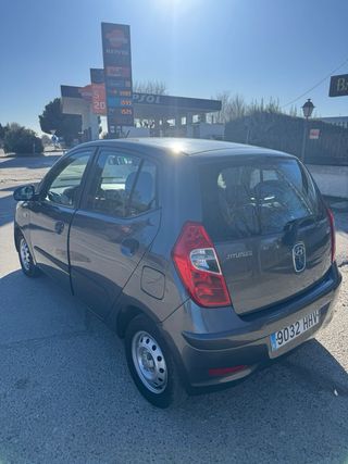 Hyundai i10 2012