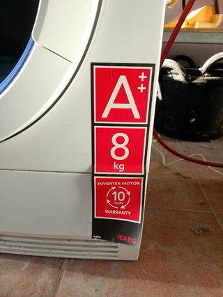 Secadora AEG 8kg Bomba de Calor