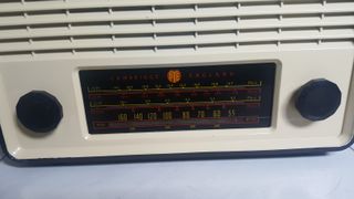 Raro Rádio Cambridge a válvulas, vintage