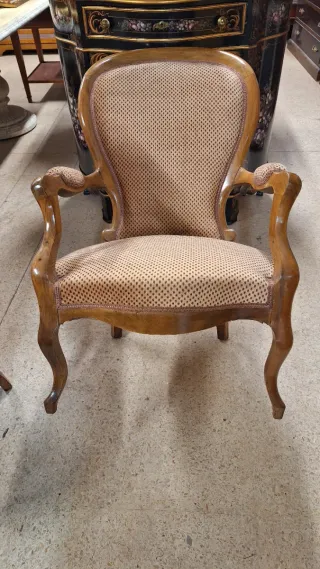 Tresillo y 2 butacas