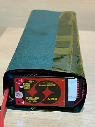 Batería DALY 10S36V20A para patinete