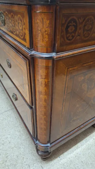 Escritorio bureau antiguo con marquetería