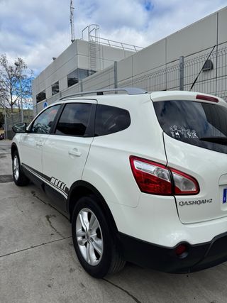 Nissan Qashqai+2 2011