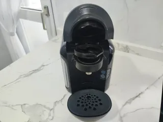 Cafetera Bosch Tassimo + Soporte Cápsulas