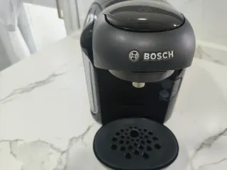 Cafetera Bosch Tassimo + Soporte Cápsulas