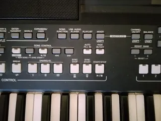 Teclado Yamaha