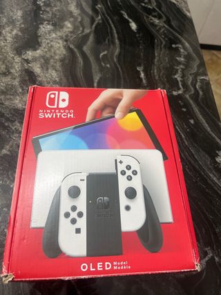 Nintendo Switch OLED + Juego FC 26