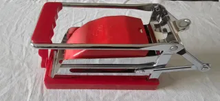 Tagliapatate rosso e cromato