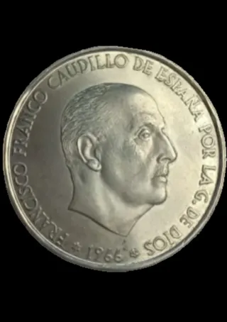 100 Pesetas 1966.67 Franco. PLATA. Uno en punta