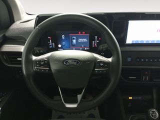 Ford Tourneo Courier Titanium