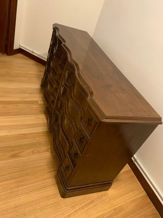 Credenza in legno stile classico