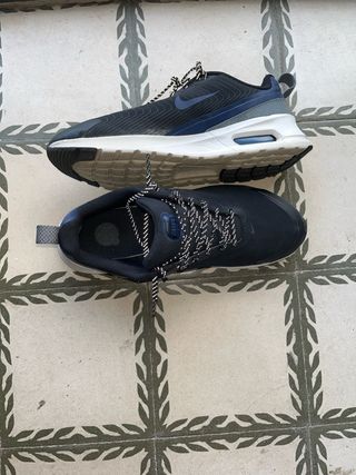 Zapatillas Nike Negras y Azules