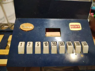 Caja Registradora Eureka Antigua