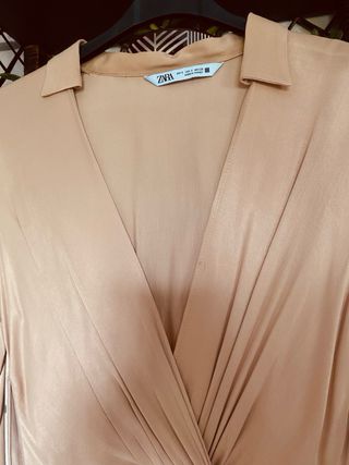Vestido beige Zara  cruce pecho