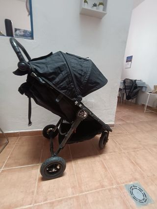 Carrito Bebé Baby Jogger City Mini GT