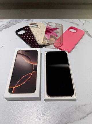 iPhone 16 Pro Max color desierto