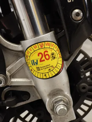 Moto MCBOR 125cc Naked Negra